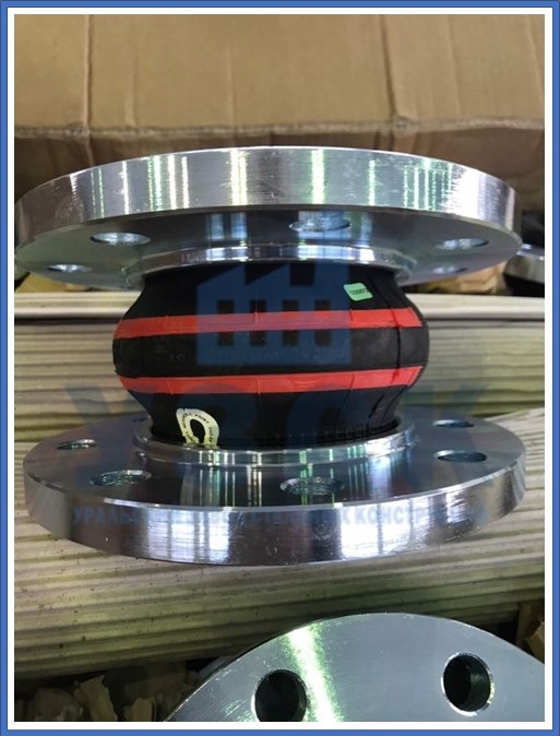 компенсатор резиновый фланцевый в Новокузнецке