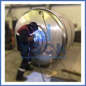 Купить баки и ёмкости из нержавеющей стали от завода УЗСК в Новокузнецке